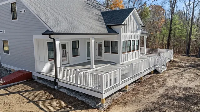 $1,099,900 | 279 South E Main Street, Unit LOT 2, Douglas, MA 01516