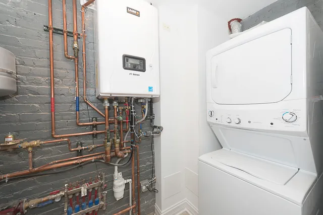 $2,100 | 4117 South Michigan Avenue, Unit GN, Chicago, IL 60653