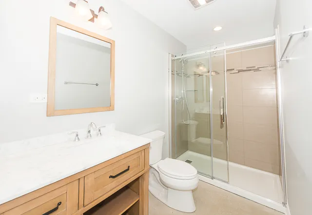 $2,100 | 4117 South Michigan Avenue, Unit GN, Chicago, IL 60653