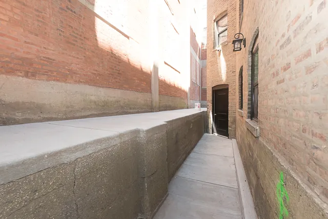 $2,100 | 4117 South Michigan Avenue, Unit GN, Chicago, IL 60653