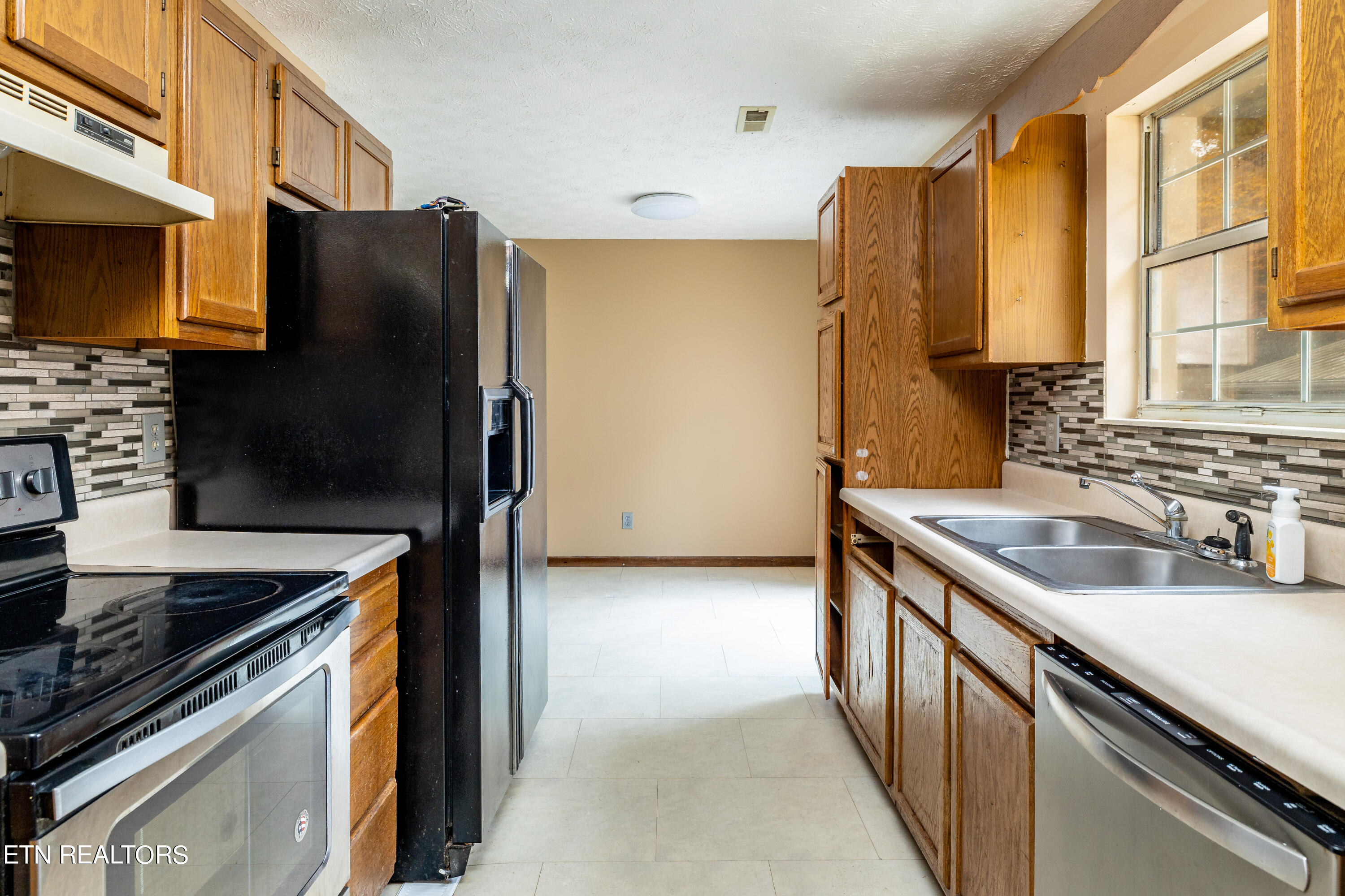 1921 Harris Road Knoxville, TN 37924 - Photo 20 of 45 1921Harrisrd-13