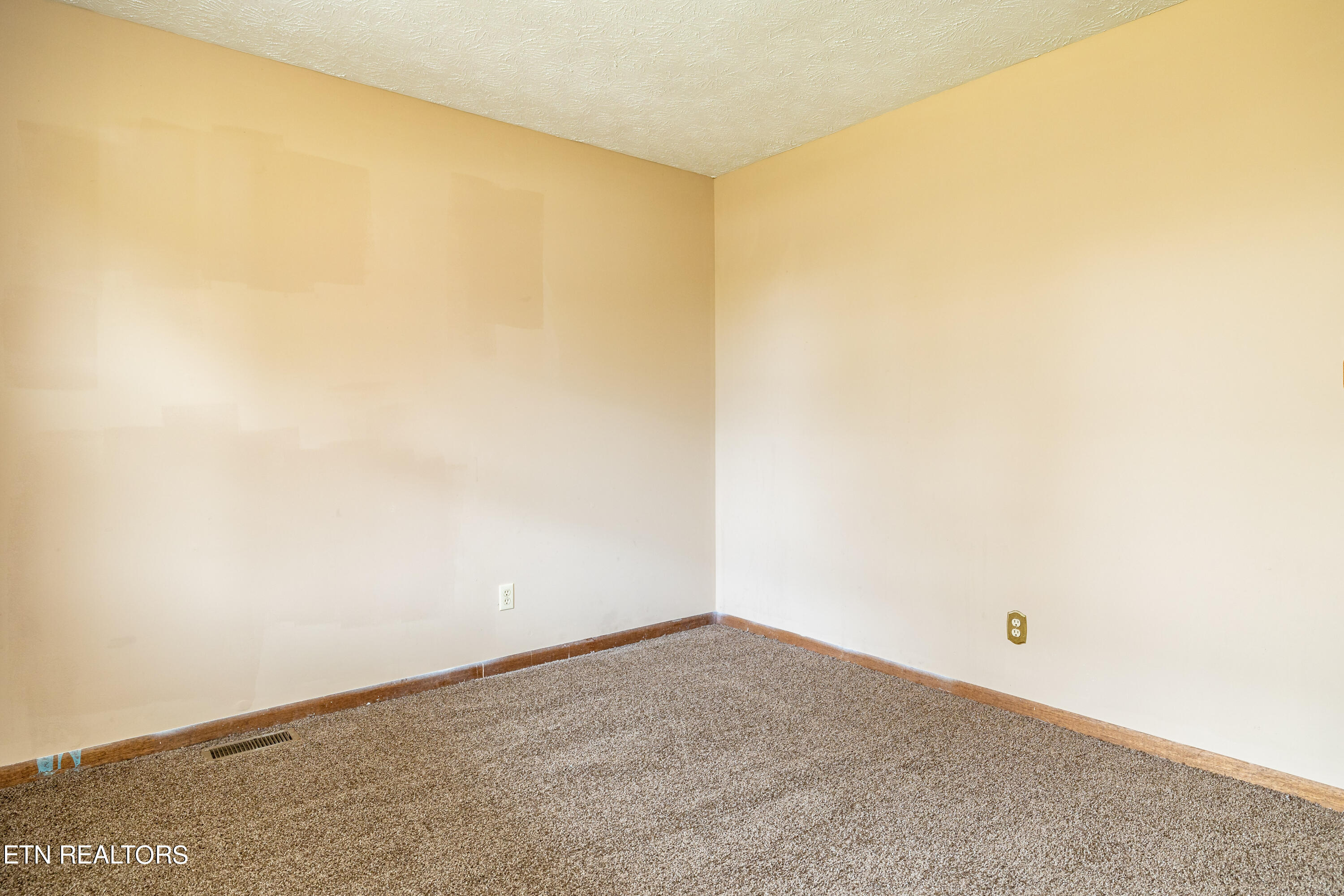 1921 Harris Road Knoxville, TN 37924 - Photo 33 of 45 1921Harrisrd-17