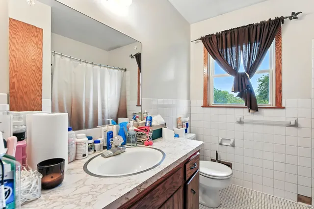 $495,000 | 515 Shadyside Circle, Hopkins, MN 55343