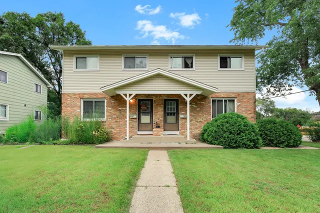 $495,000 | 515 Shadyside Circle, Hopkins, MN 55343