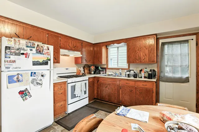 $495,000 | 515 Shadyside Circle, Hopkins, MN 55343