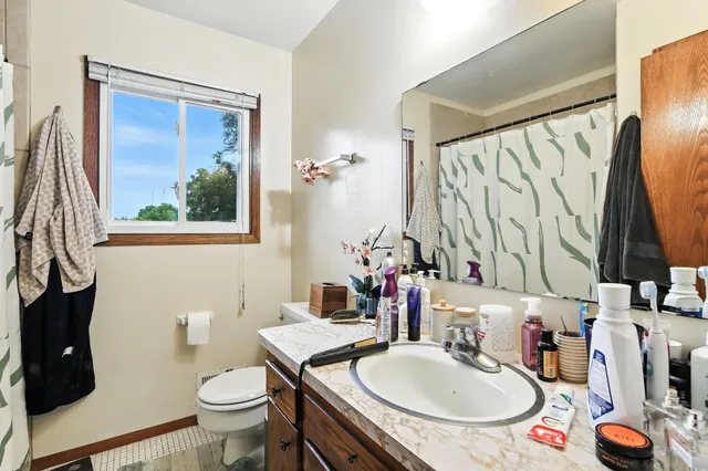 $495,000 | 515 Shadyside Circle, Hopkins, MN 55343