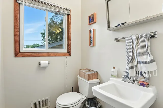 $495,000 | 515 Shadyside Circle, Hopkins, MN 55343