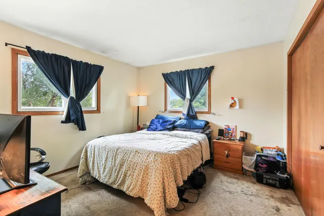 $495,000 | 515 Shadyside Circle, Hopkins, MN 55343