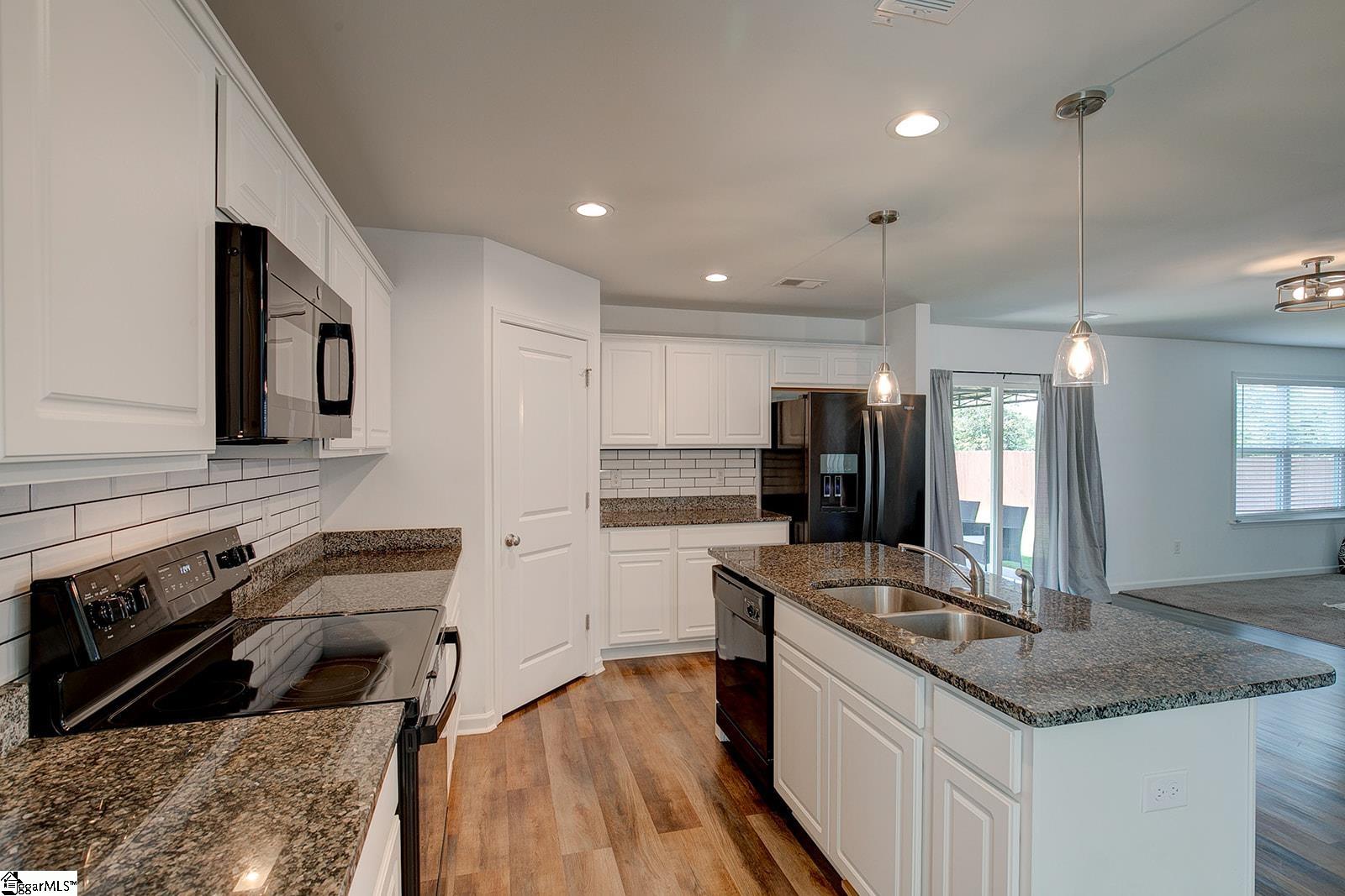 161 Butler Knoll Ct. Court Inman, SC 29349 - Photo 14 of 36