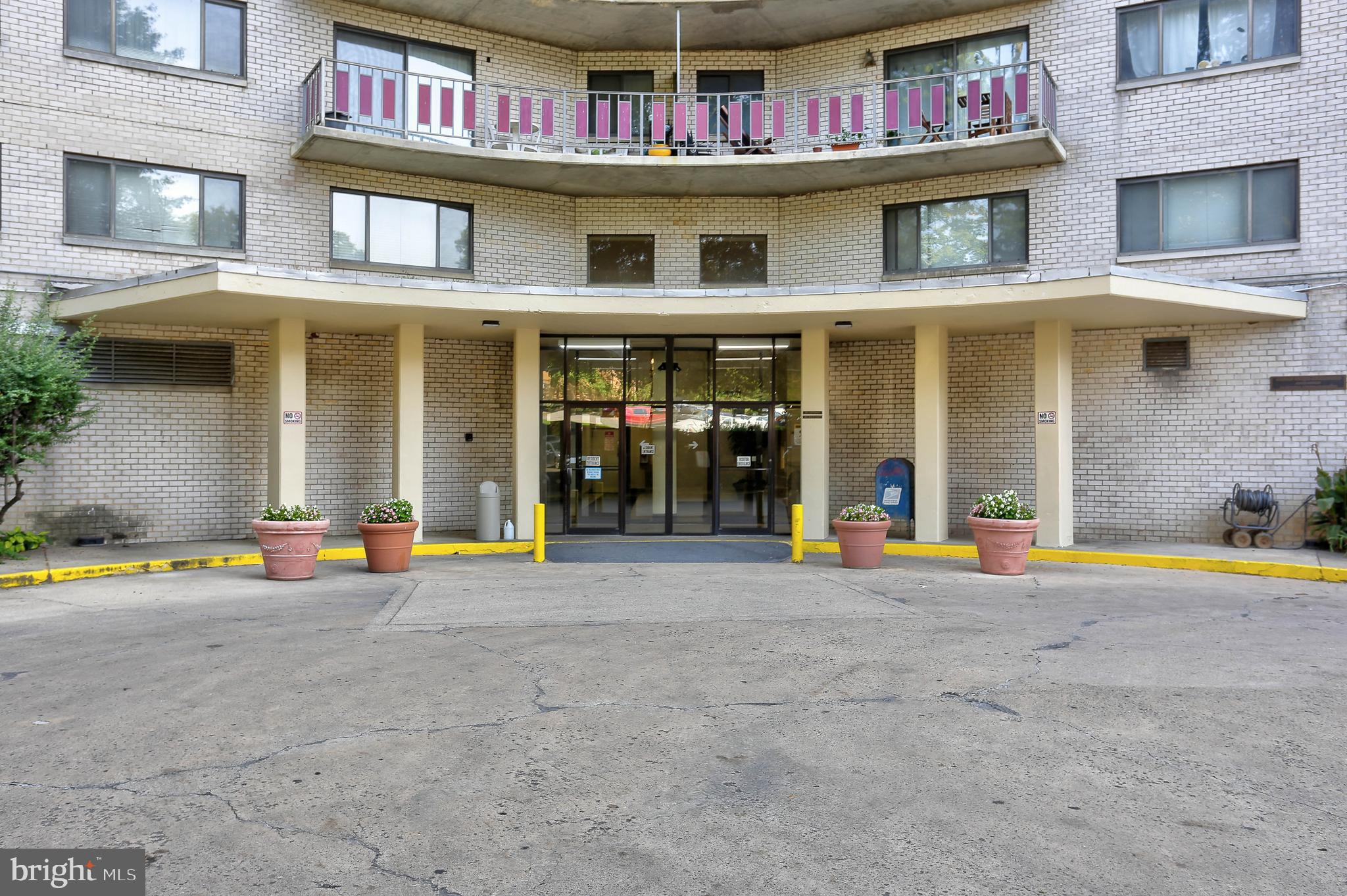 a view of a building with an outdoor space