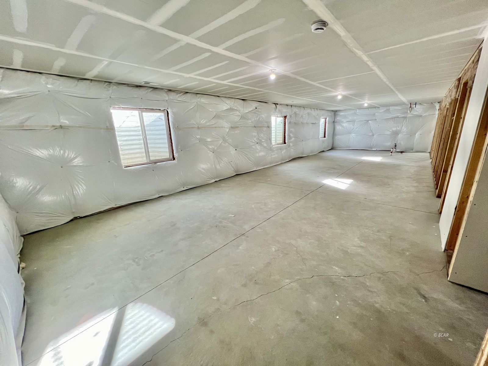 1096 Sun Vly Road Spring Creek, NV 89815 - Photo 24 of 31 a view of a hallway with windows