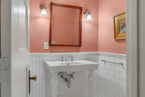 $4,900,000 | 4 Occom Ridge, Hanover, NH 03755