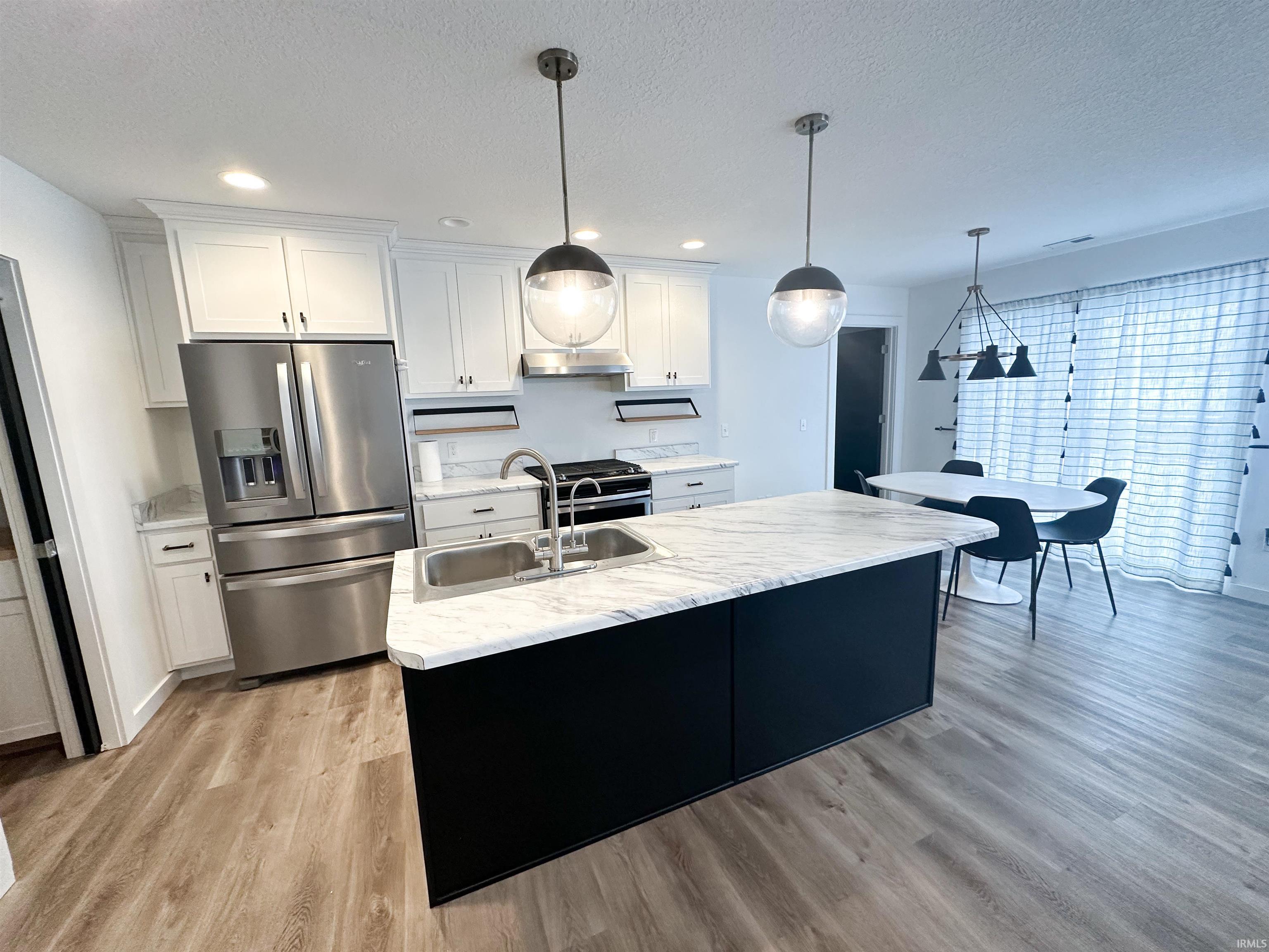 12604 Slash Pass Fort Wayne, IN 46818 - Photo 3 of 25