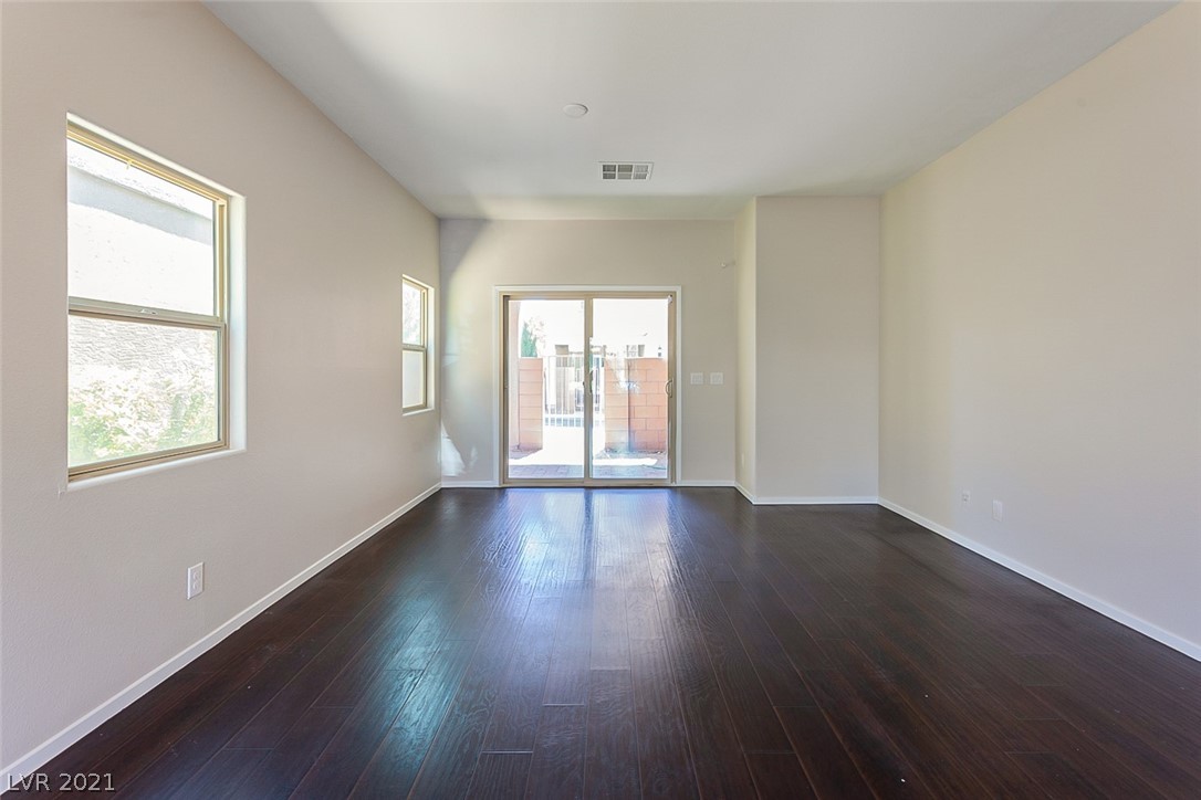 9544 Alma Ridge Avenue Las Vegas, NV 89178 - Photo 7 of 18