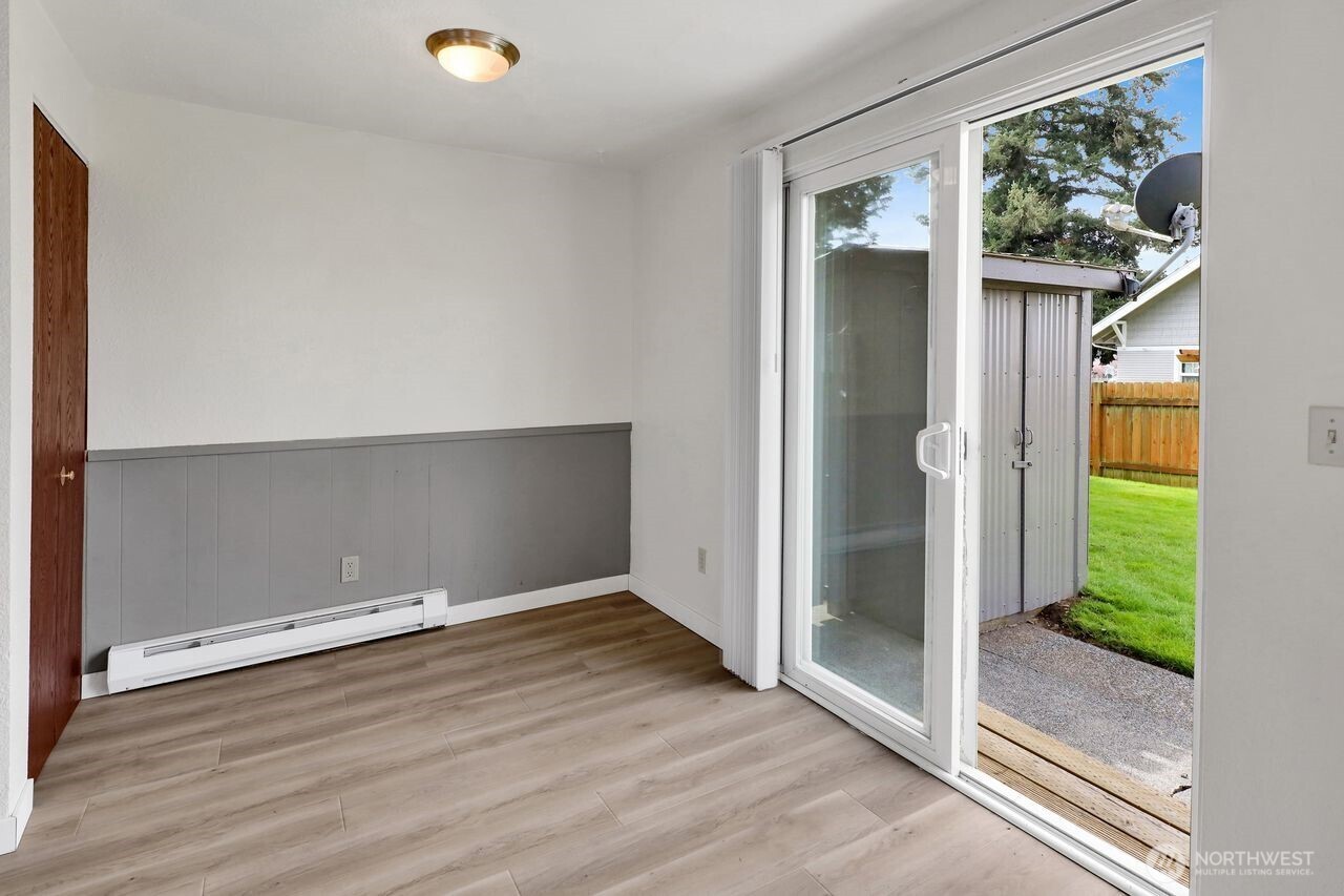 211 Maple Street Lynden, WA 98264 - Photo 12 of 36