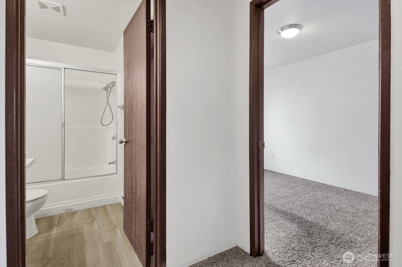 211 Maple Street Lynden, WA 98264 - Photo 17 of 36