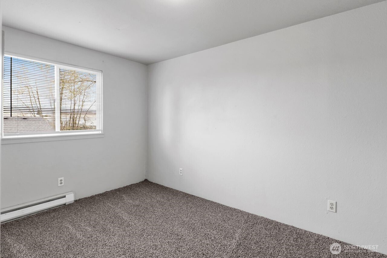 211 Maple Street Lynden, WA 98264 - Photo 27 of 36