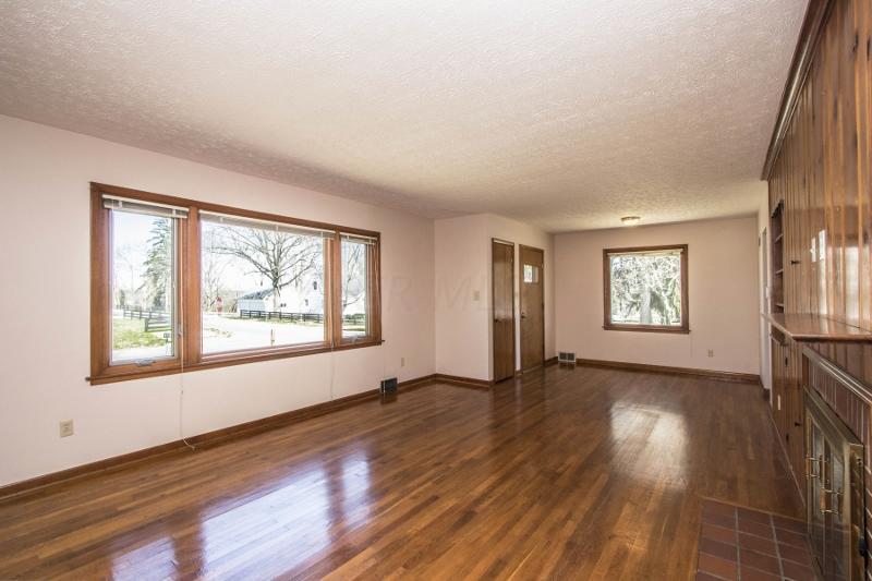 3147 Minerva Lake Road Columbus, OH 43231 - Photo 9 of 51
