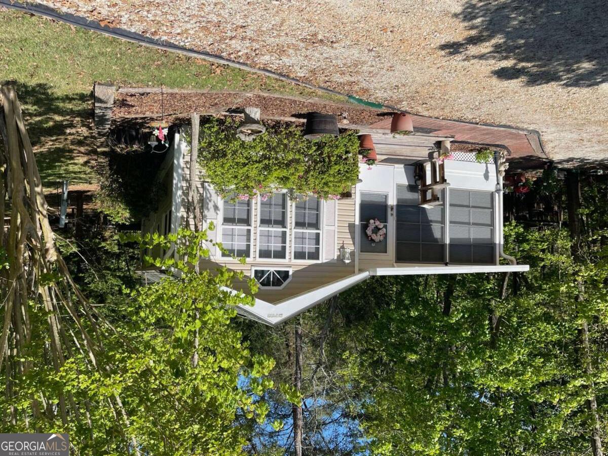 38 Big Water Circle Hartwell, GA 30643 - Photo 3 of 86