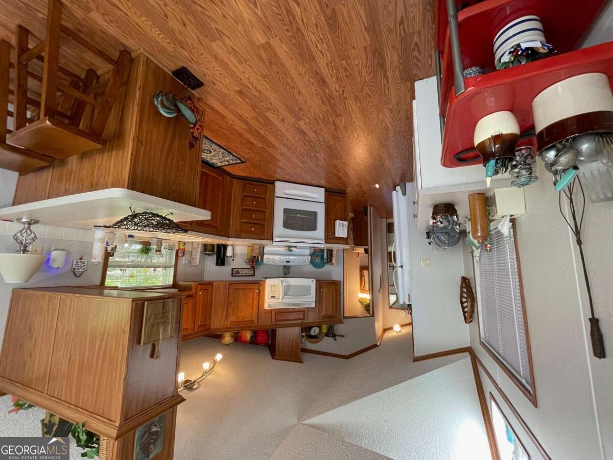 38 Big Water Circle Hartwell, GA 30643 - Photo 53 of 86