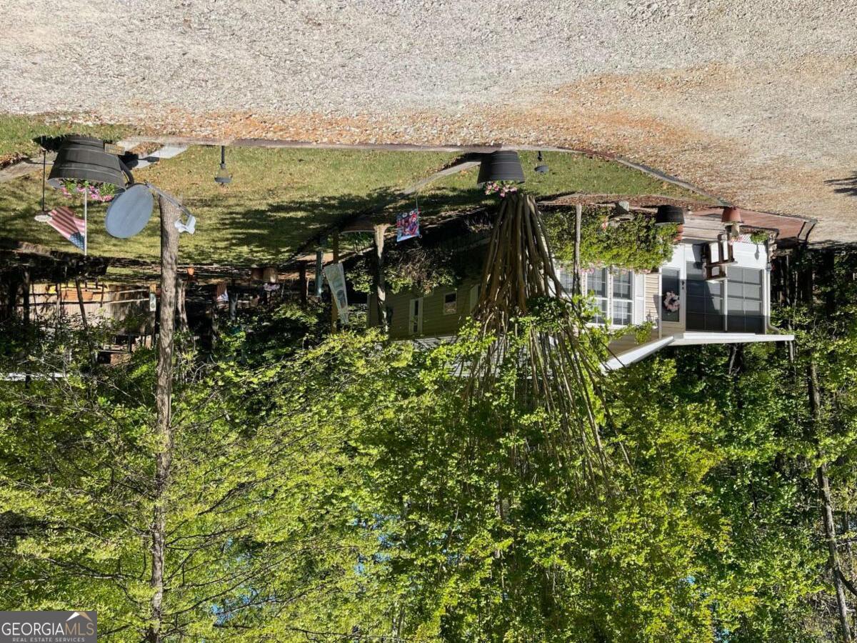 38 Big Water Circle Hartwell, GA 30643 - Photo 7 of 86