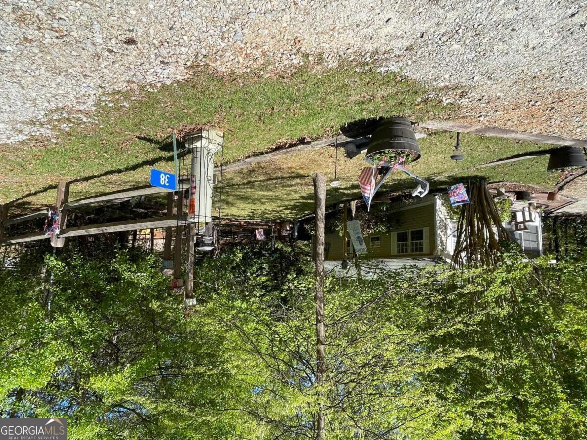 38 Big Water Circle Hartwell, GA 30643 - Photo 9 of 86