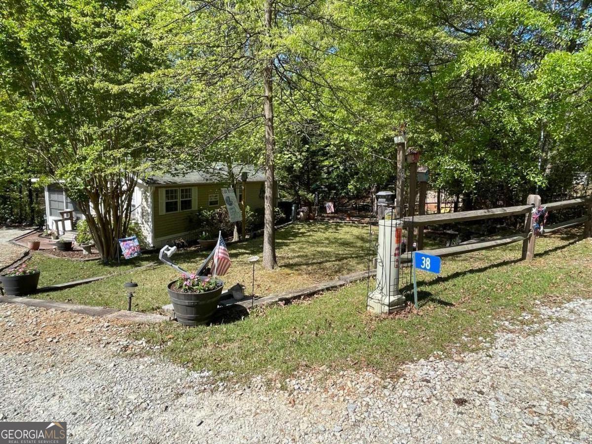 38 Big Water Circle Hartwell, GA 30643 - Photo 10 of 86