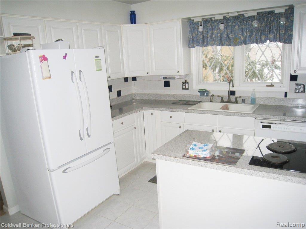 Kitchen II