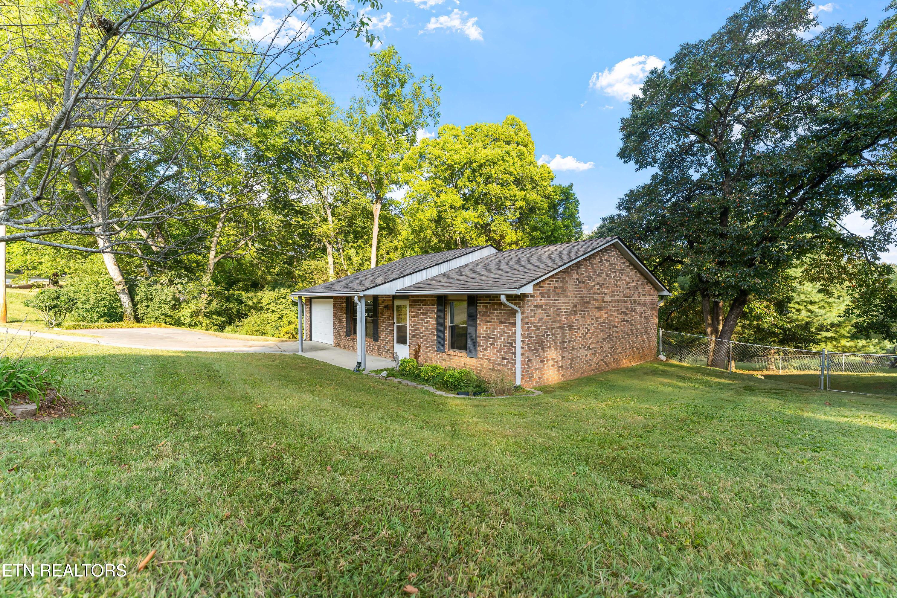 11318 Snyder Road Knoxville, TN 37932 - Photo 22 of 33 11318 Snyder Road - ranch home for sale