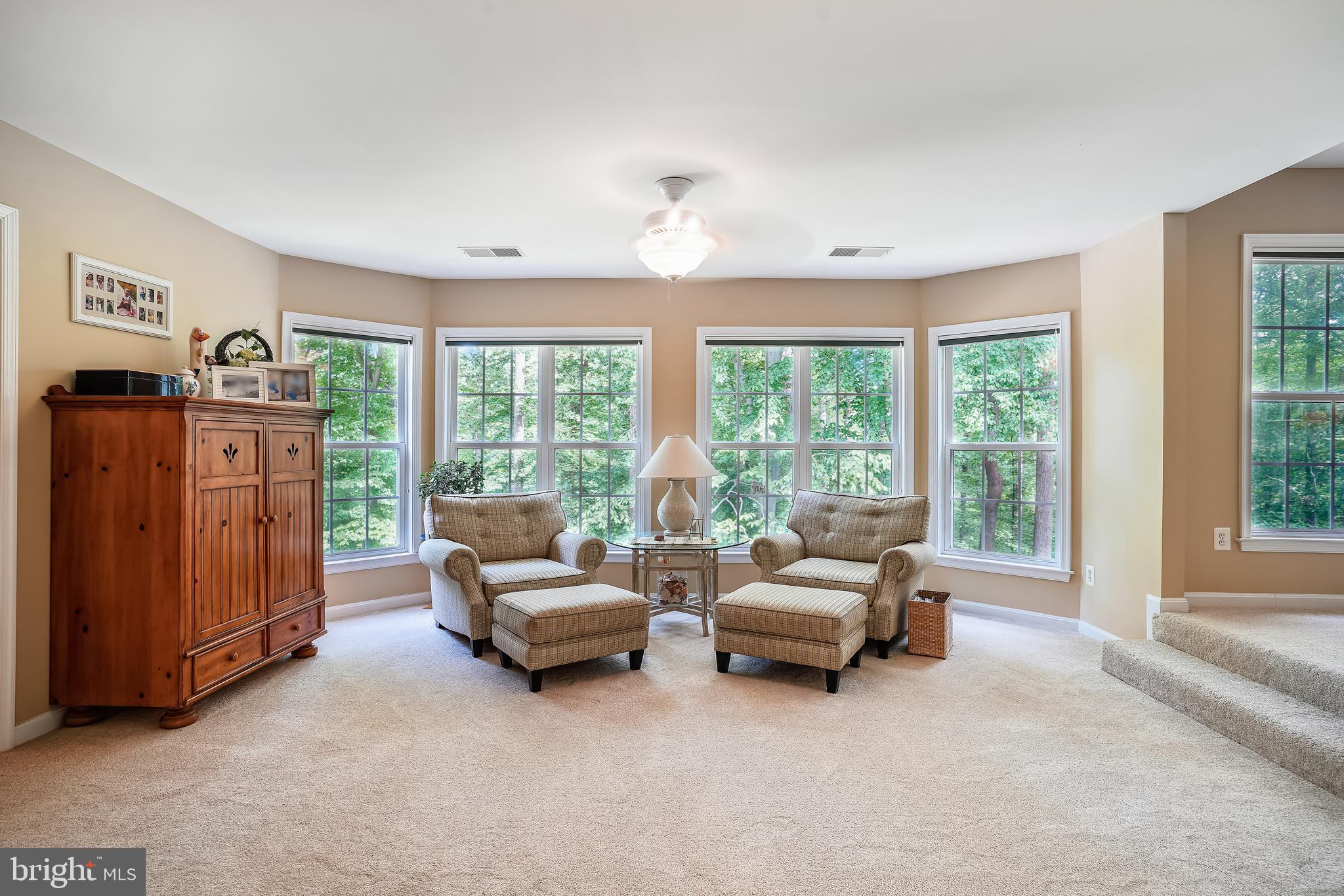 5301 Rutherford Drive Woodbridge, VA 22193 - Photo 27 of 58 Master Bedroom Sitting Area