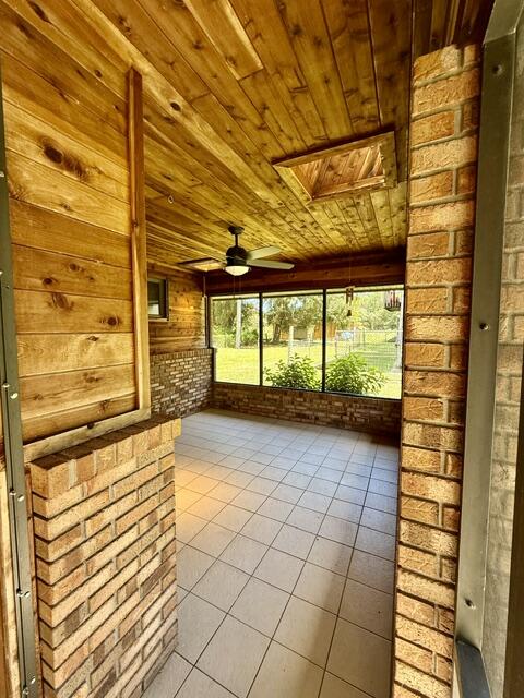 3040 Rogers Road Fort Pierce, FL 34981 - Photo 4 of 32 IMG_1738