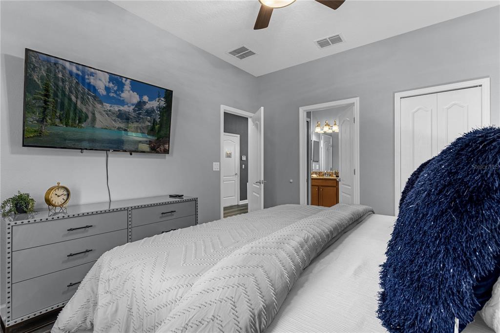 1417 Wexford Way Davenport, FL 33896 - Photo 8 of 67