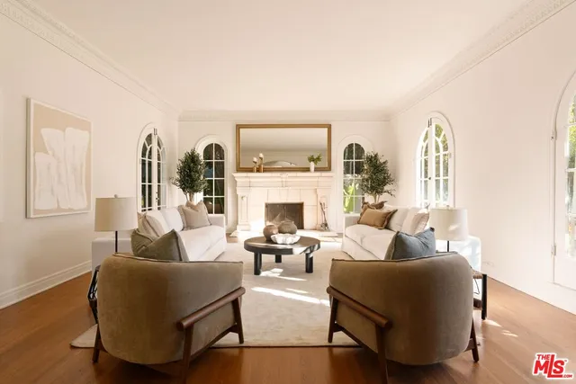 $6,995,000 | 441 South Muirfield Road, Los Angeles, CA 90020