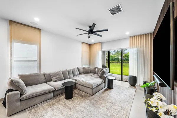 $18,000 | 20112 Pacific Dunes Drive, Boca Raton, FL 33434