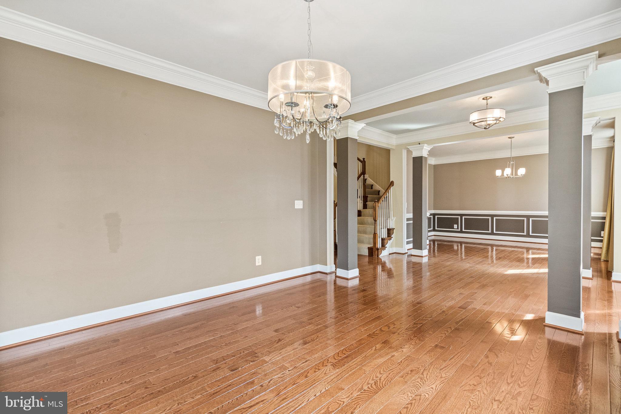 4561 Rona Place Fairfax, VA 22030 - Photo 12 of 78 Formal living