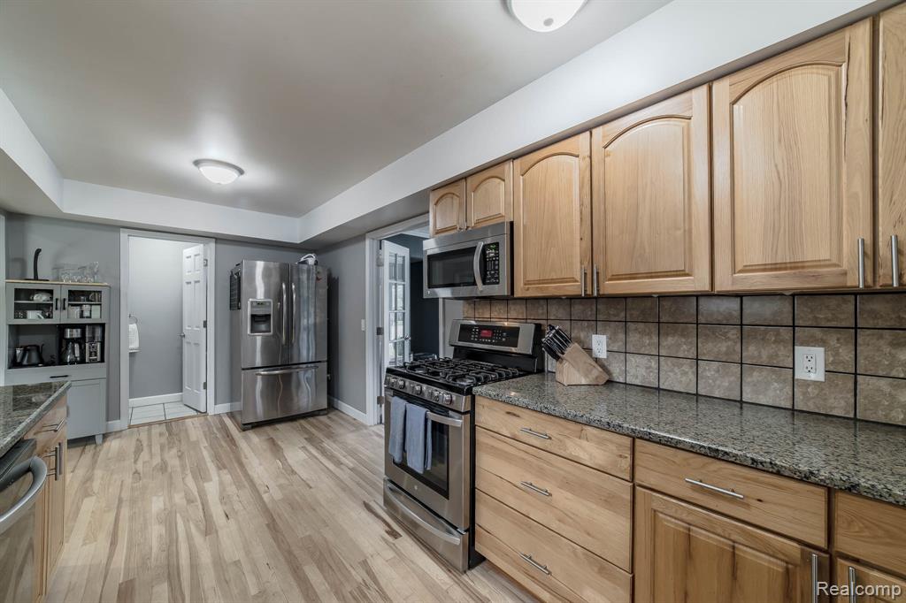 46555 Dequindre Road Rochester Hills, MI 48307 - Photo 26 of 67