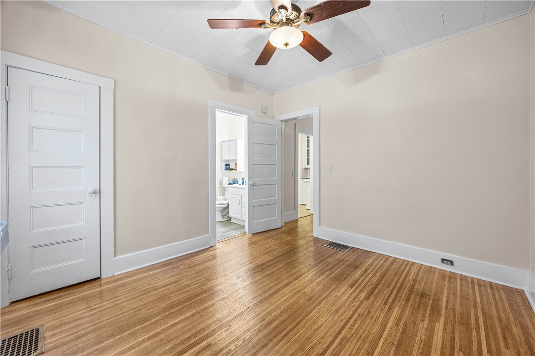 827 Garson Avenue Rochester, NY 14609 - Photo 13 of 40 Unit #1 | Bedroom 1
