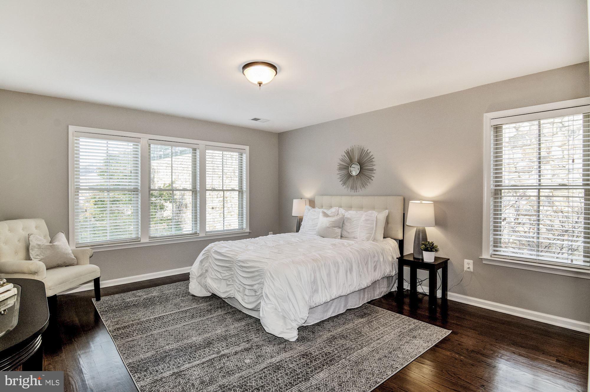 3341 Kemper Road Arlington, VA 22206 - Photo 14 of 32 Master Bedroom