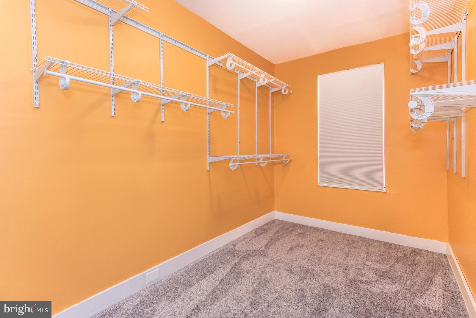 3905 Ridge Avenue Philadelphia, PA 19132 - Photo 87 of 102 3rd floor walk in closet