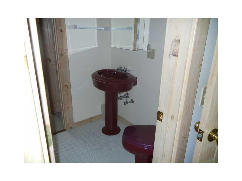 73 Arnold Road Bass Harbor, ME 04653 - Photo 13 of 18 Bathroom.