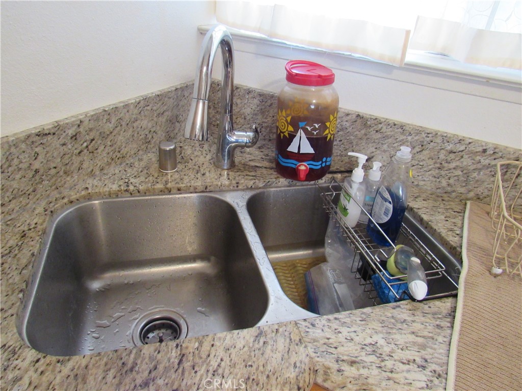 26541 Chambers Avenue Menifee, CA 92586 - Photo 36 of 61