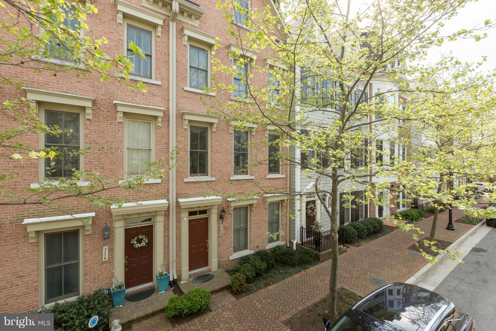 718 Carpenter Road Alexandria, VA 22314 - Photo 1 of 26 Potomac Greens townhouse in great location