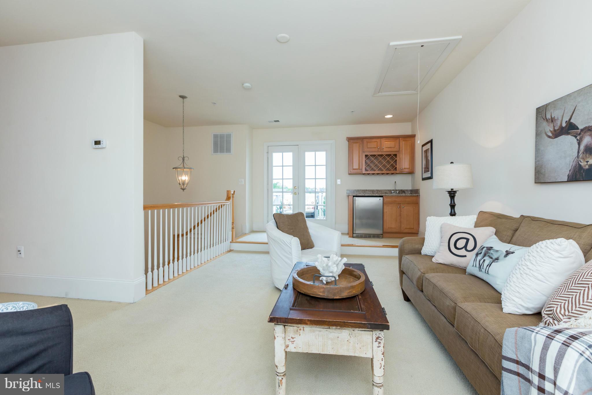 718 Carpenter Road Alexandria, VA 22314 - Photo 12 of 26 Party Room or Bedroom 3