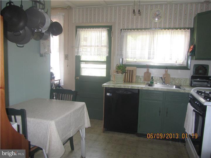 509 Berwyn Road Morrisville, PA 19067 - Photo 8 of 19 Kitchen