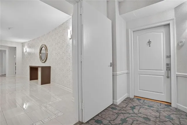 $255,000 | 3475 Oak Valley Road Northeast, Unit 250, Atlanta, GA 30326