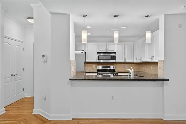 $255,000 | 3475 Oak Valley Road Northeast, Unit 250, Atlanta, GA 30326