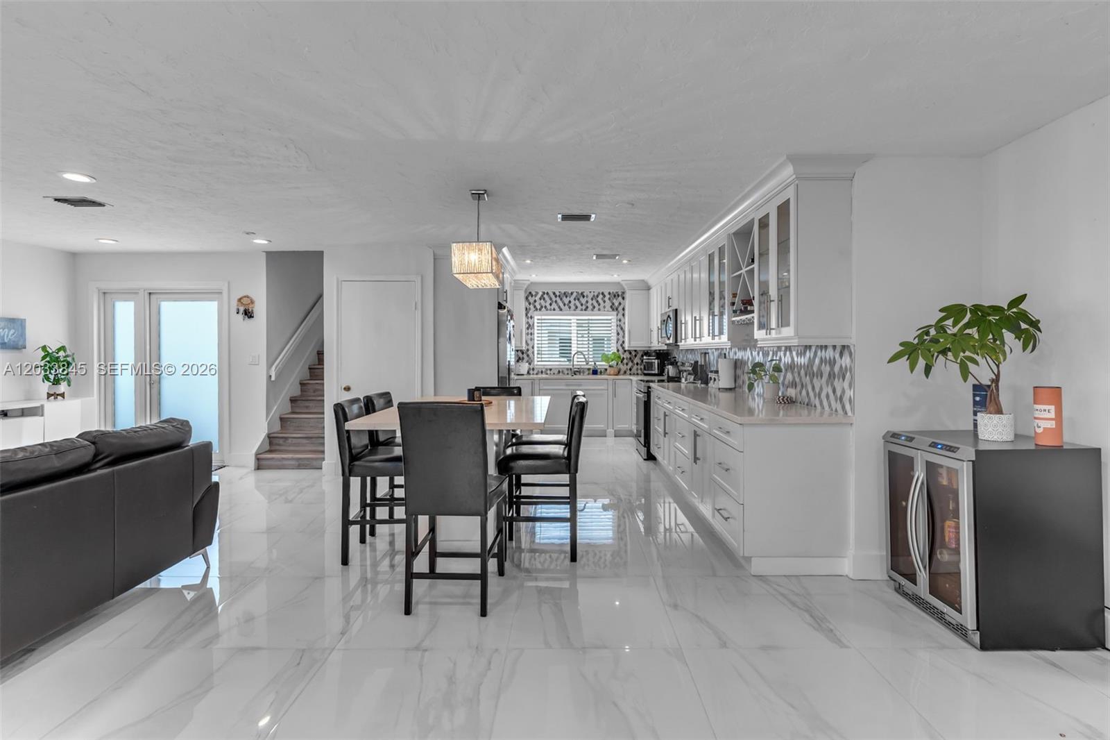 979 Northwest 126th Path Miami, FL 33182 - Photo 7 of 45