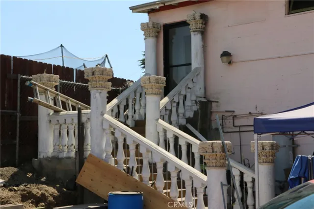 a view of a parking space with car parked