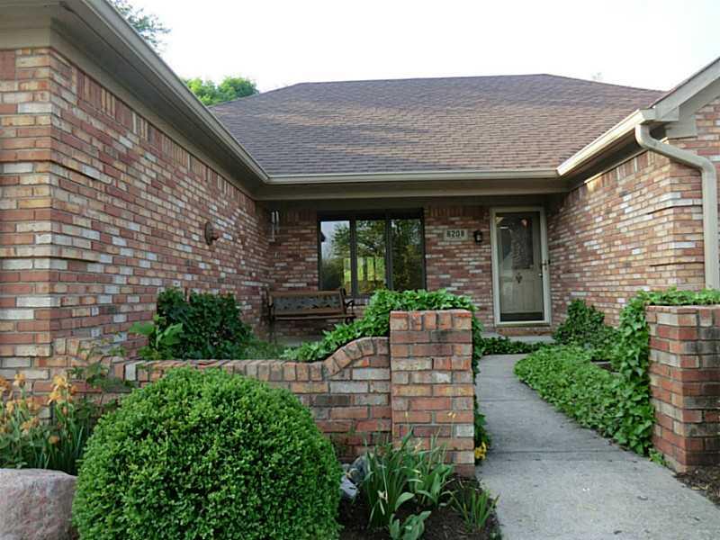 6208 Buck Trail Road Indianapolis, IN 46237 - Photo 3 of 24 Gallery Image 3