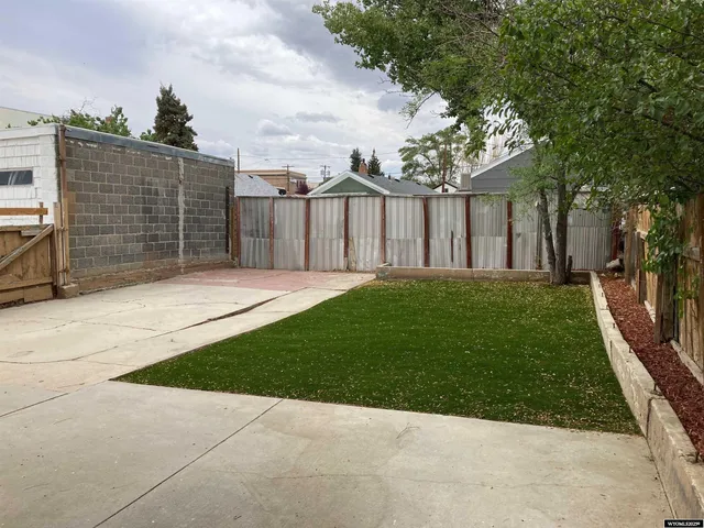 $179,900 | 117 M M Rock Springs, Rock Springs, WY 82901